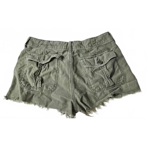 American Eagle Women's Olive Green Denim Shorts with Pockets and Raw Hem Size 8 - Picture 2 of 8